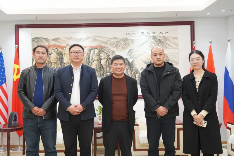 中巴國(guó)際商業(yè)聯(lián)盟一行蒞臨乾坤環(huán)保參觀(guān)考察